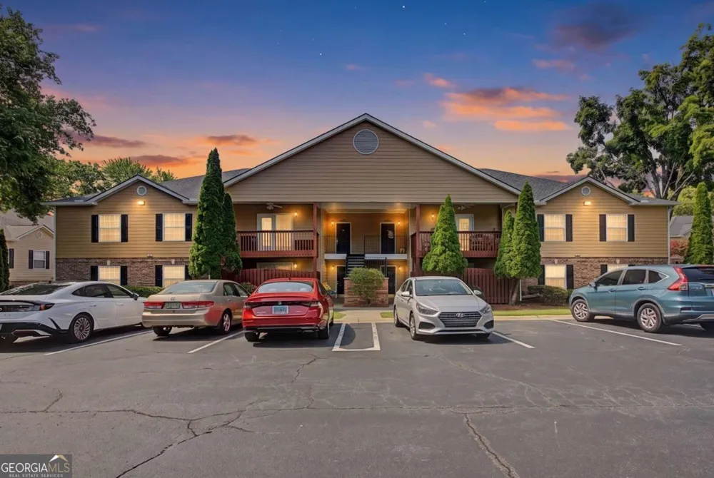 706 Brighton PT Sandy Springs, GA 30328