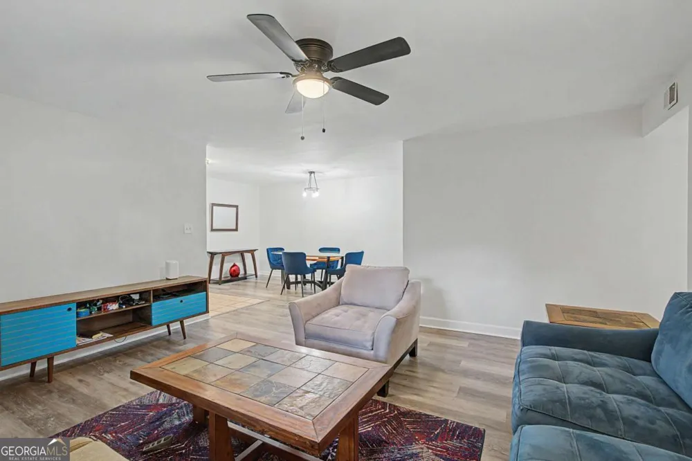 706 Brighton PT Sandy Springs, GA 30328