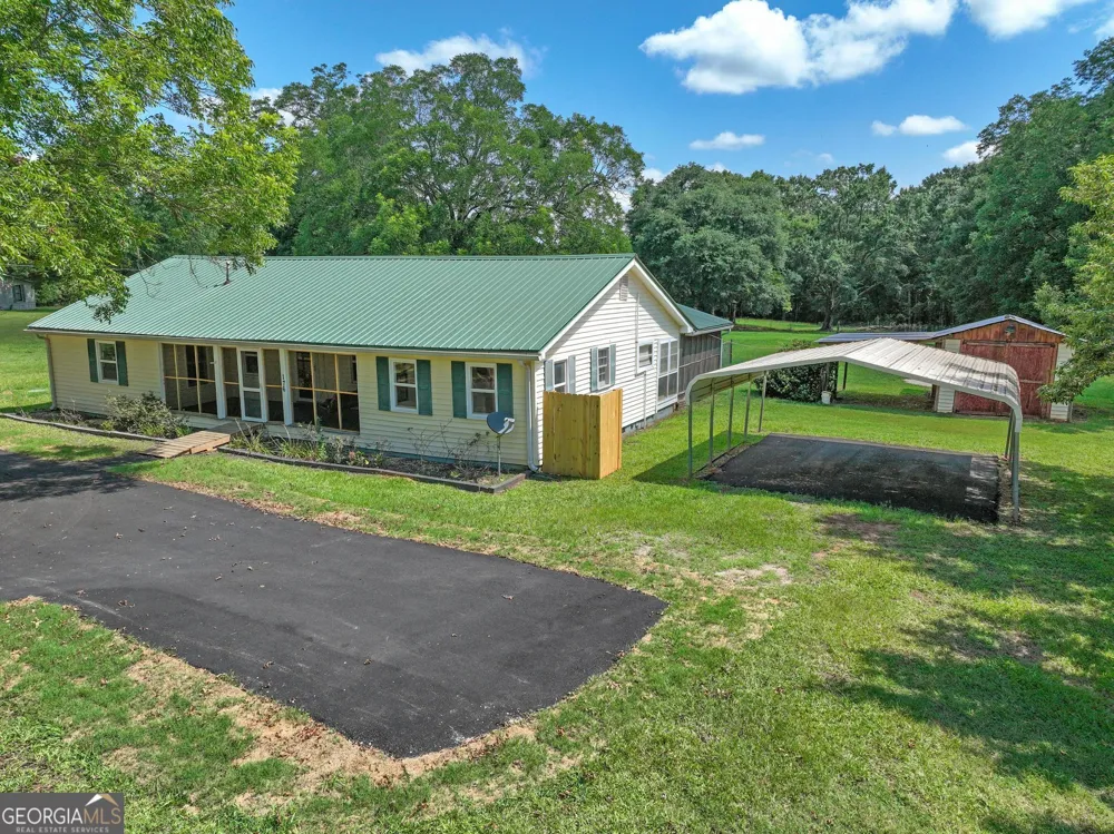 176 Midland ST Williamson, GA 30292