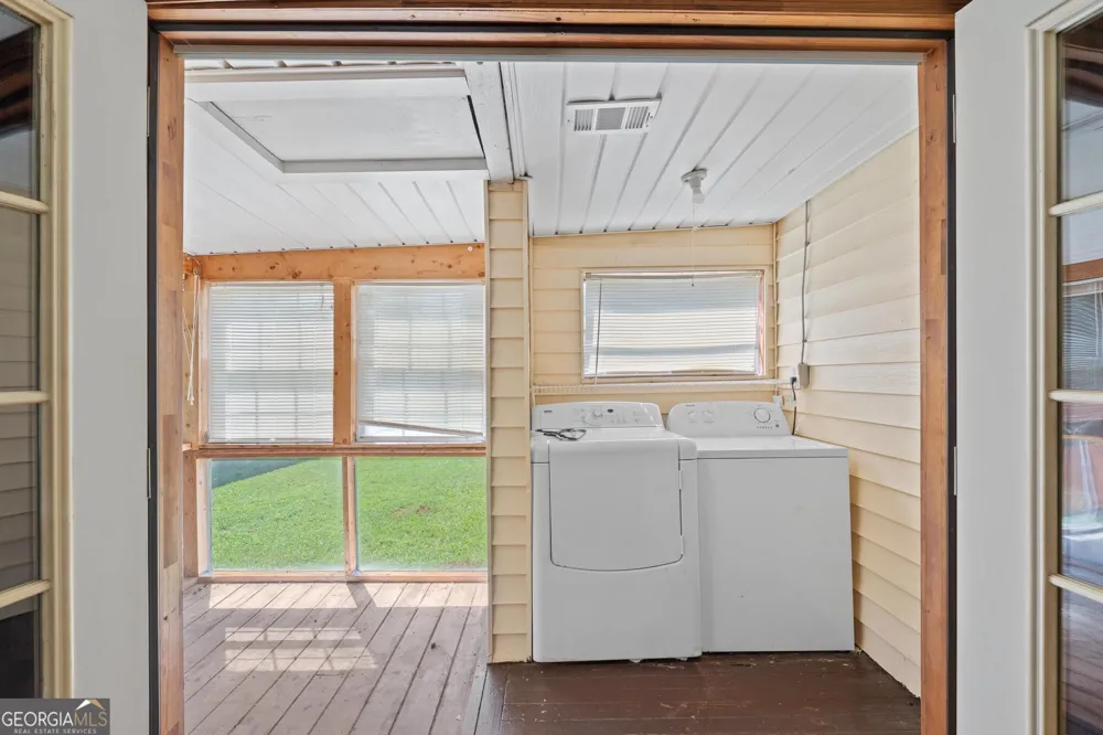 176 Midland ST Williamson, GA 30292