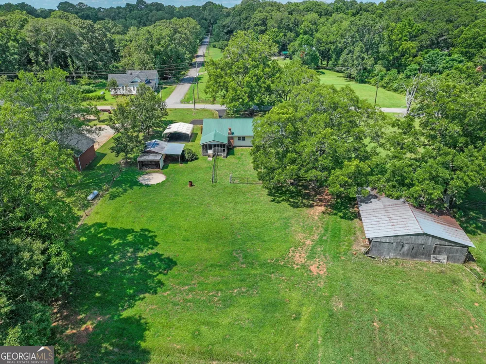 176 Midland ST Williamson, GA 30292