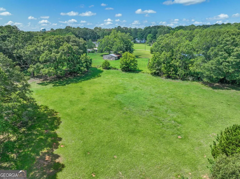 176 Midland ST Williamson, GA 30292