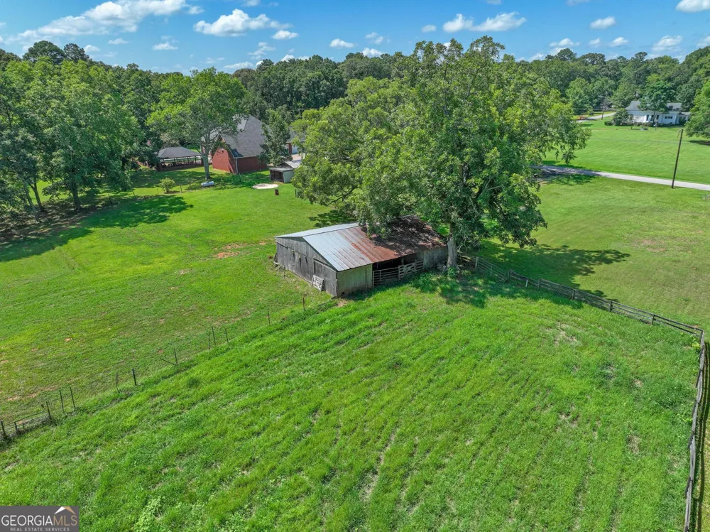176 Midland ST Williamson, GA 30292