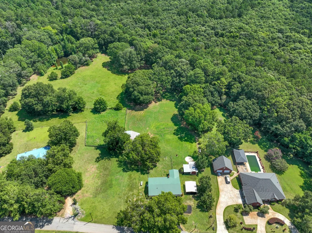 176 Midland ST Williamson, GA 30292