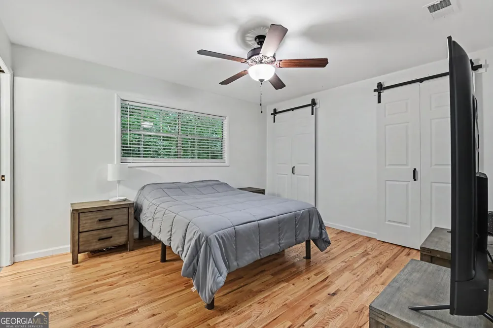 2216 Chestnut Log DR Lithia Springs, GA 30122