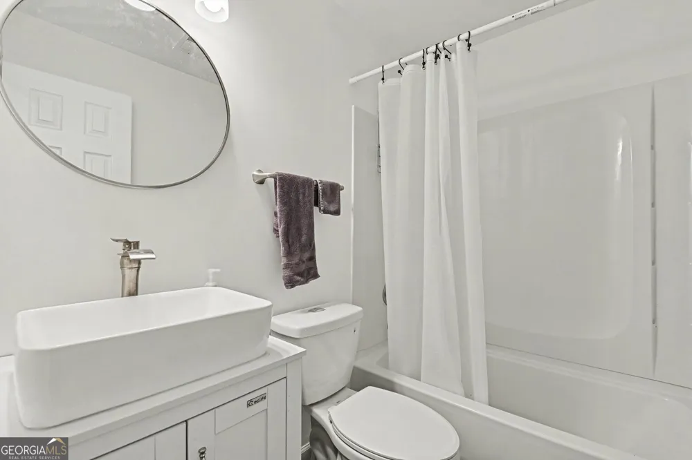 2216 Chestnut Log DR Lithia Springs, GA 30122
