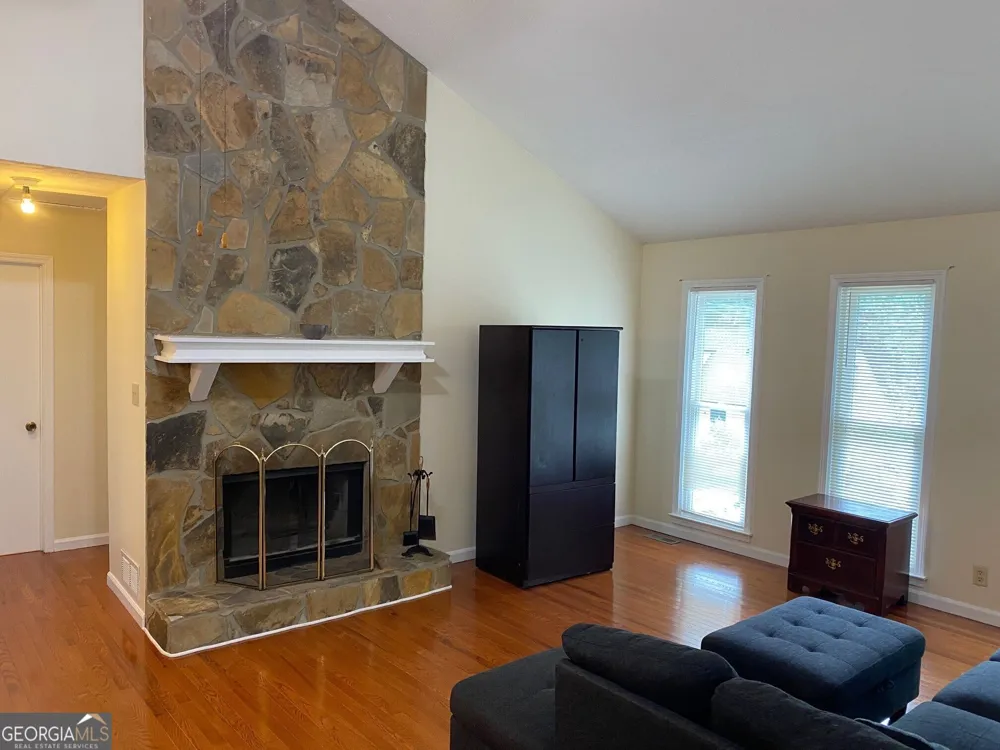 1326 Williamsburg LN Norcross, GA 30093