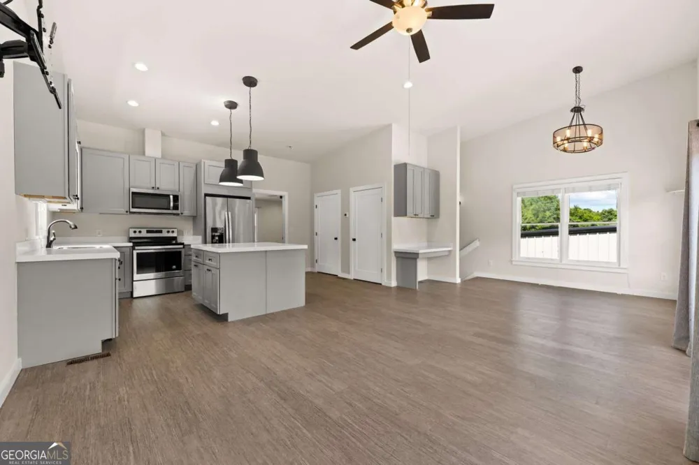 221 Columbus DR Homer, GA 30547