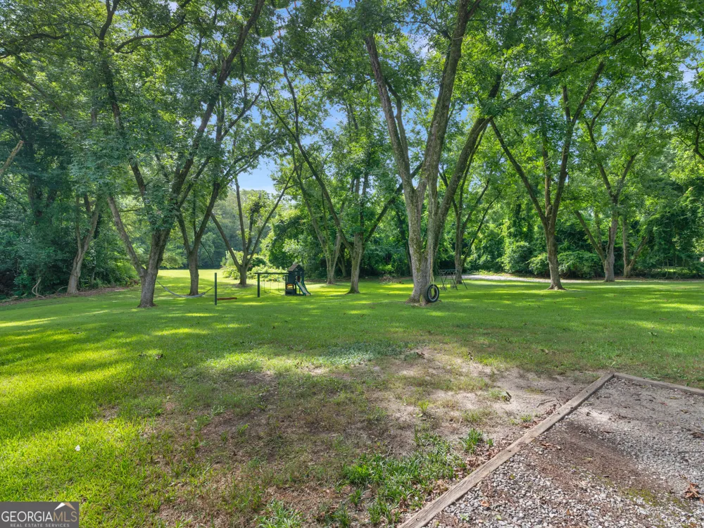 165 Crowder ST Barnesville, GA 30204
