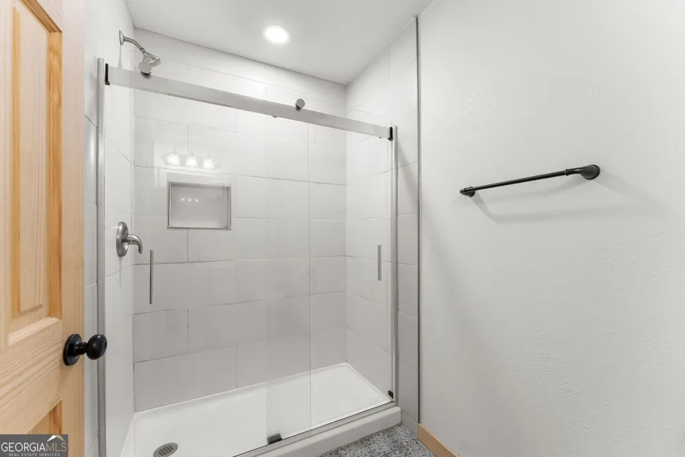 327 Brucken Strasse Helen, GA 30545
