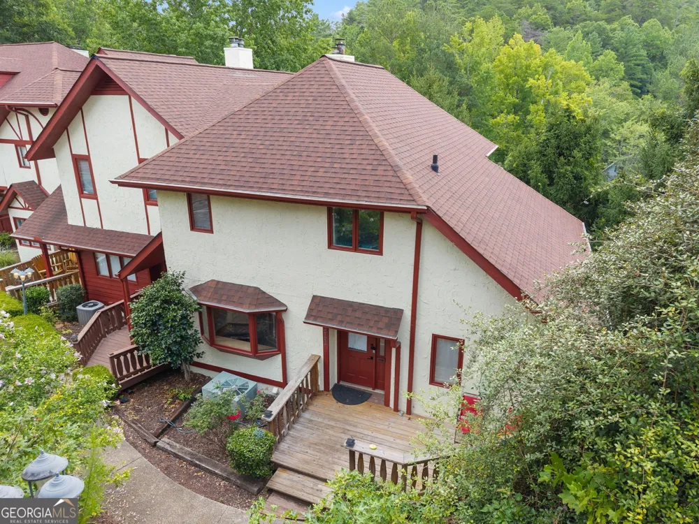 327 Brucken Strasse Helen, GA 30545