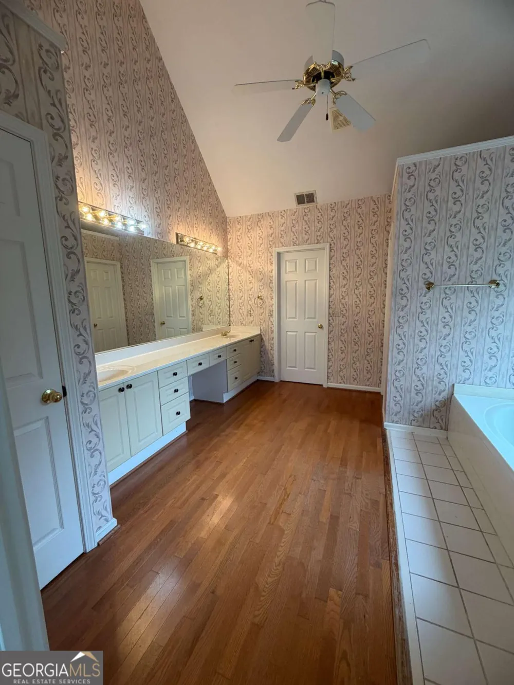 3525 Merganser LN Johns Creek, GA 30022