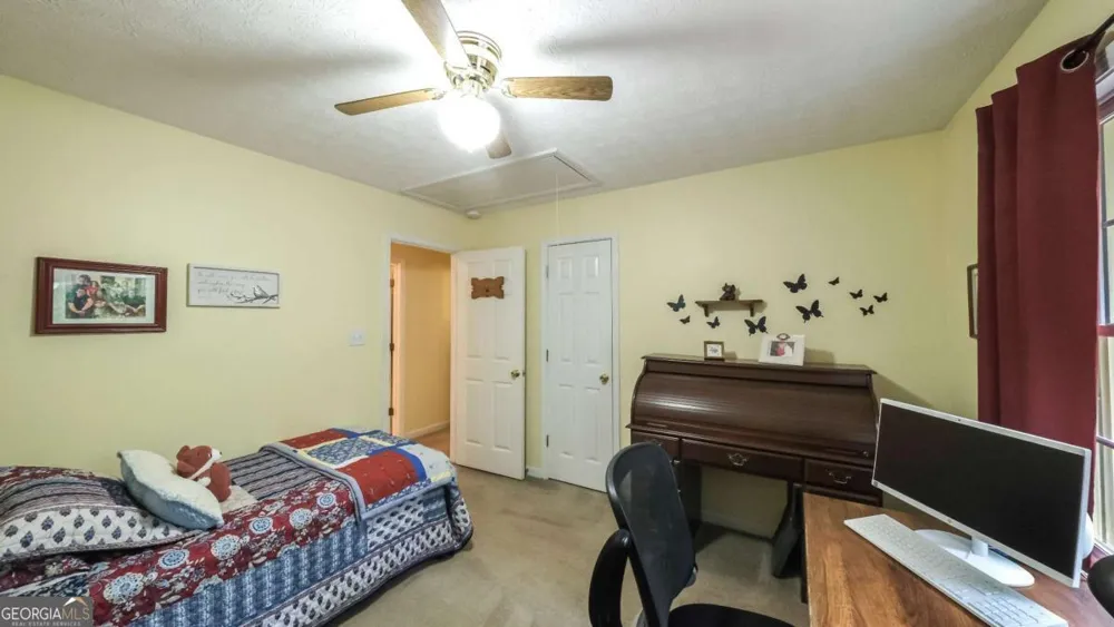 712 Honeysuckle LN Temple, GA 30179