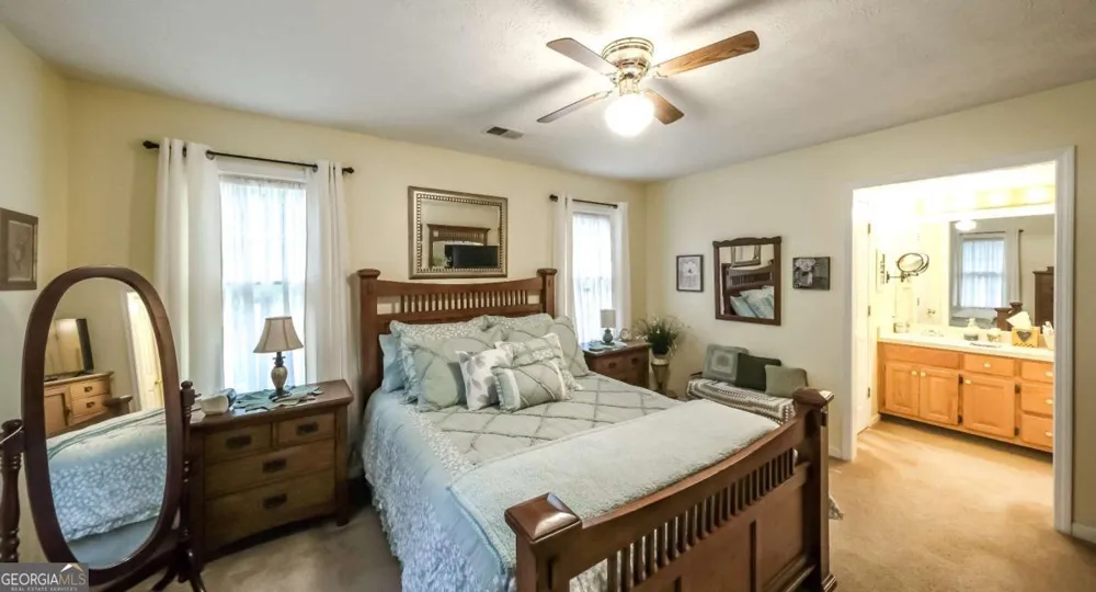 712 Honeysuckle LN Temple, GA 30179