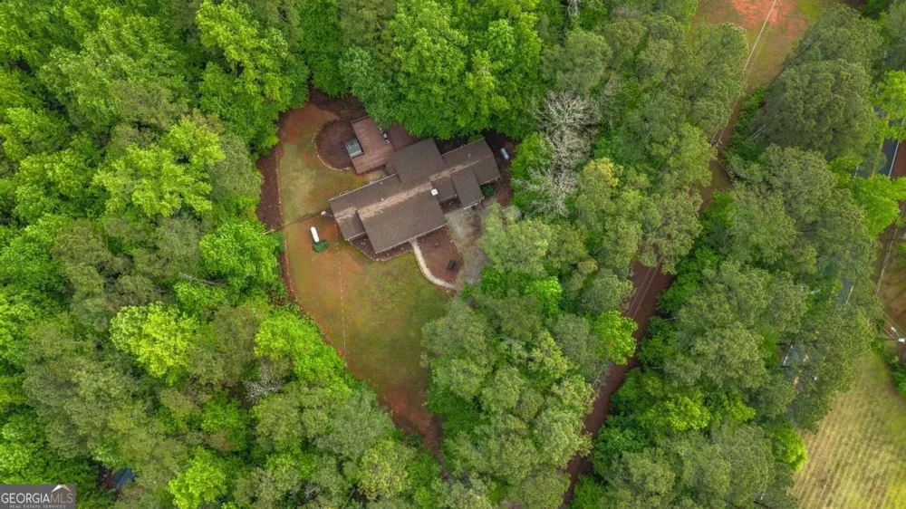 712 Honeysuckle LN Temple, GA 30179