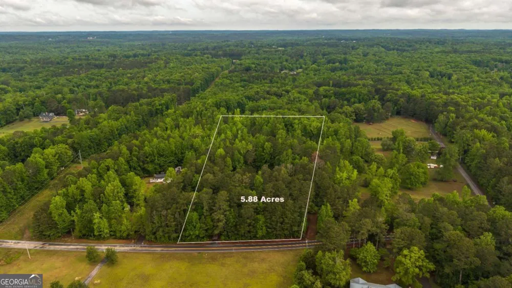 712 Honeysuckle LN Temple, GA 30179