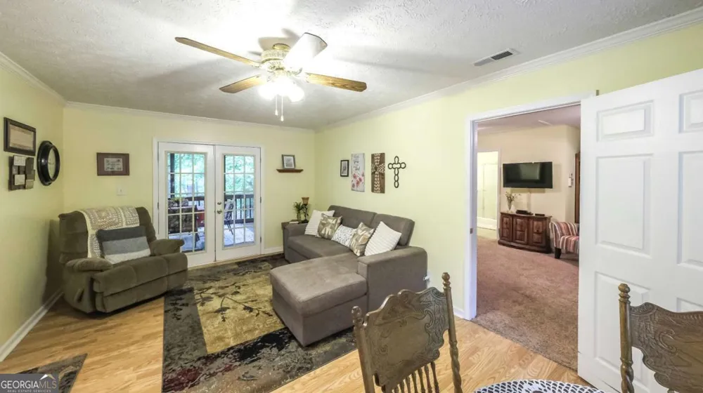 712 Honeysuckle LN Temple, GA 30179