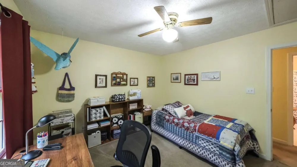 712 Honeysuckle LN Temple, GA 30179