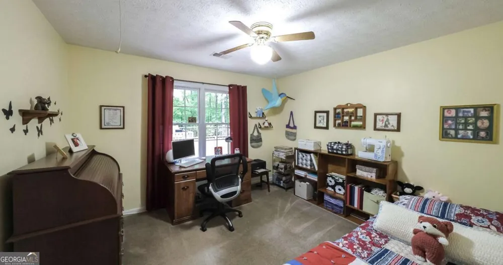 712 Honeysuckle LN Temple, GA 30179