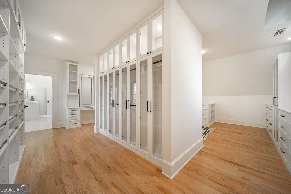5720 Riverside DR Atlanta, GA 30327