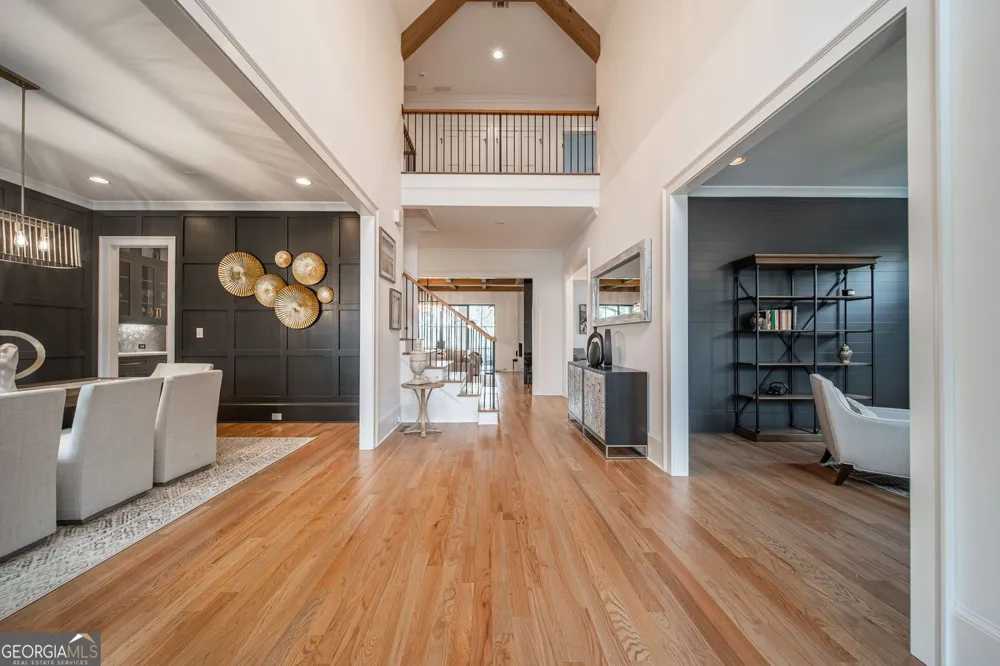 5720 Riverside DR Atlanta, GA 30327