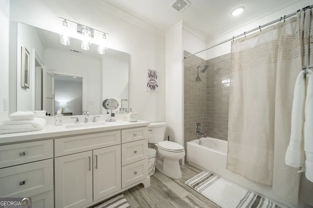 5720 Riverside DR Atlanta, GA 30327
