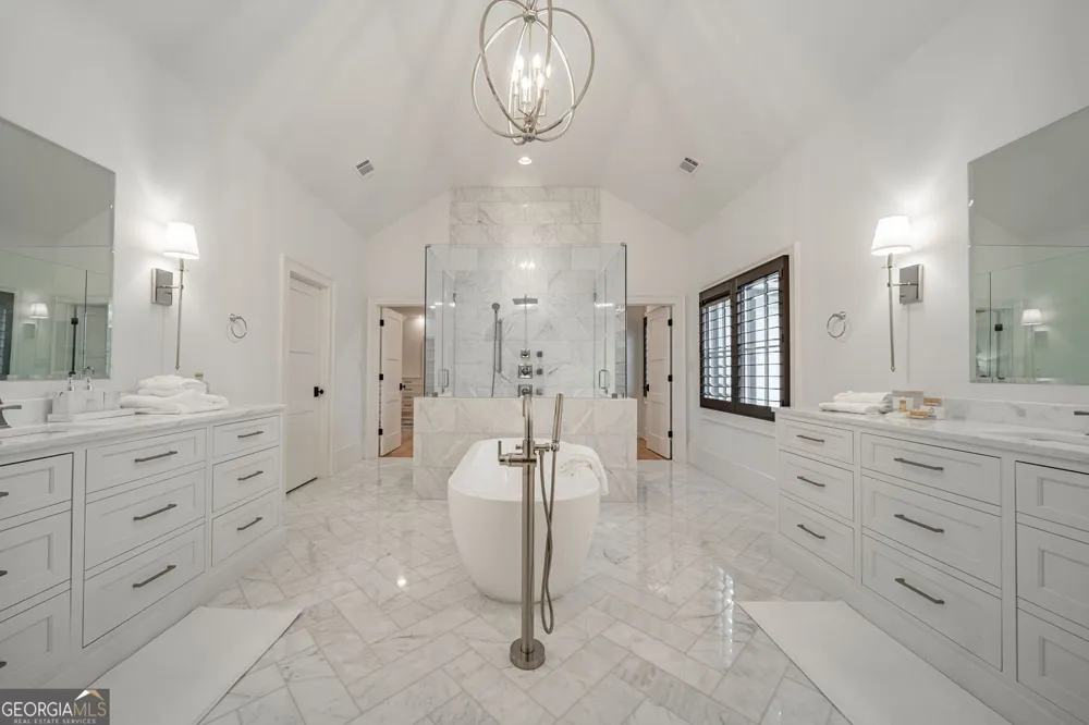 5720 Riverside DR Atlanta, GA 30327