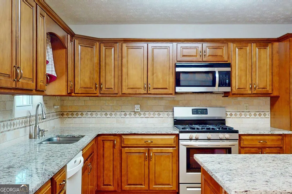 3015 Seagull DR Duluth, GA 30096