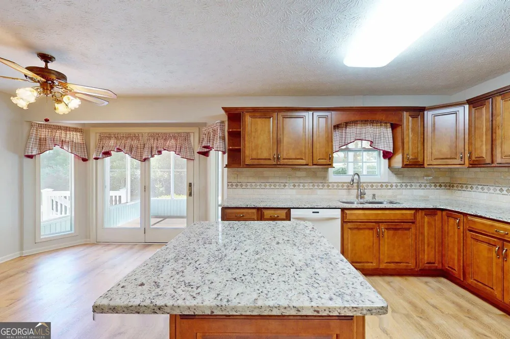 3015 Seagull DR Duluth, GA 30096