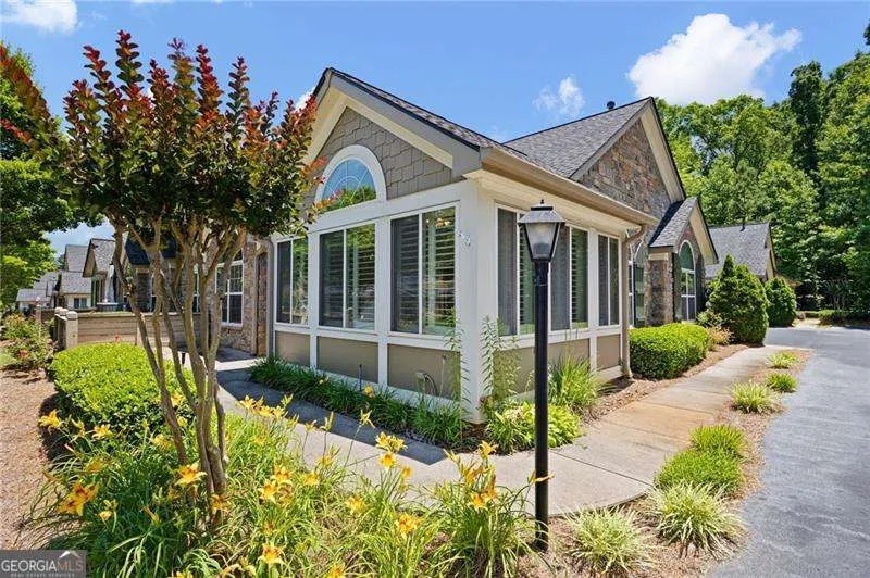 5276 Stone Village CIR Kennesaw, GA 30152