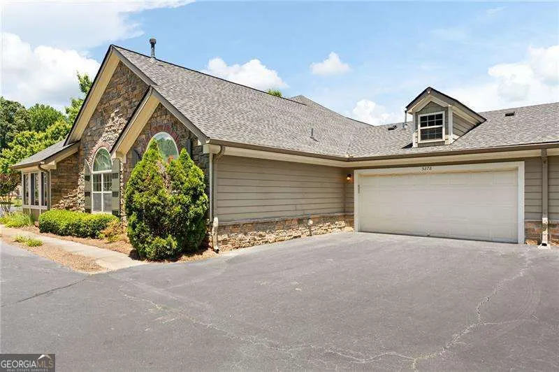 5276 Stone Village CIR Kennesaw, GA 30152