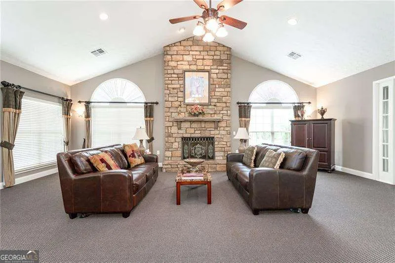 5276 Stone Village CIR Kennesaw, GA 30152