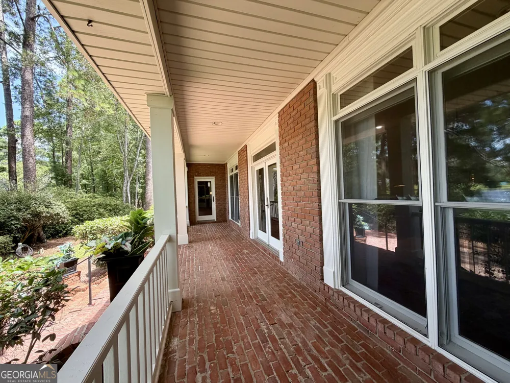 265 N Main ST Reidsville, GA 30453