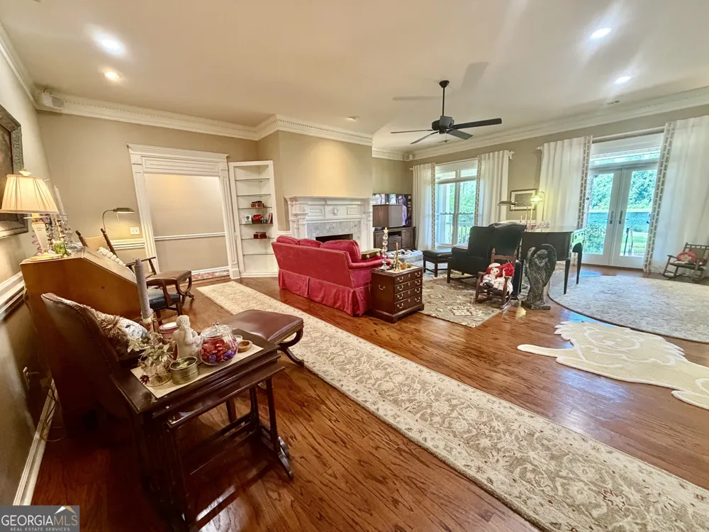 265 N Main ST Reidsville, GA 30453