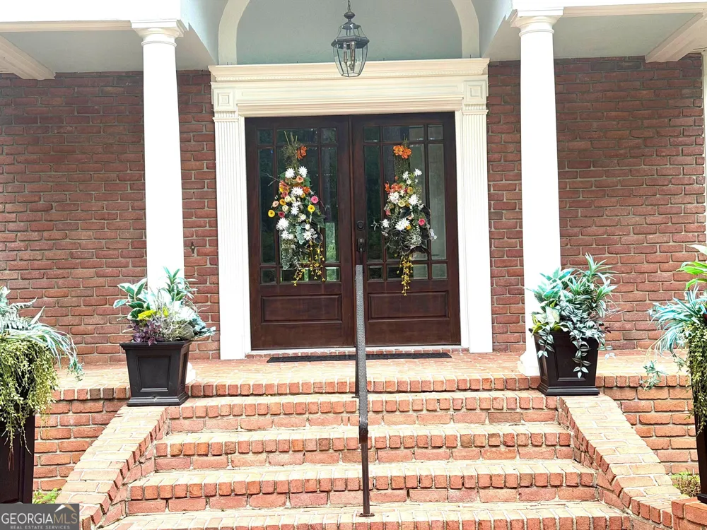 265 N Main ST Reidsville, GA 30453