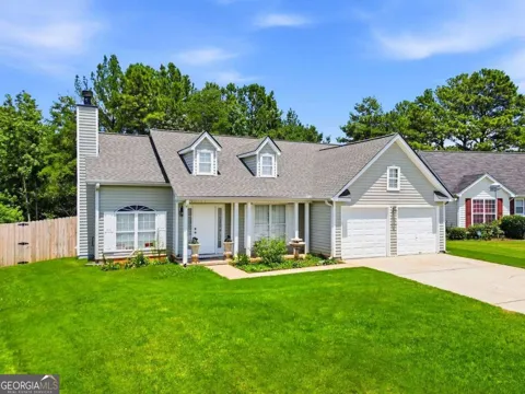 1016 Meadow Glen CIR