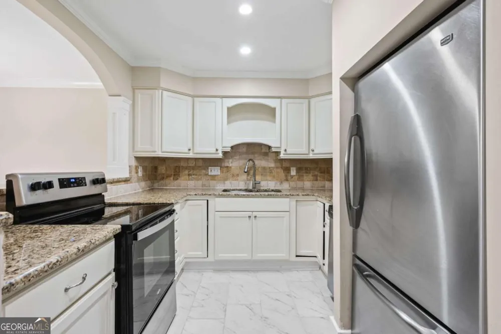 141 Amherst PL NW Atlanta, GA 30327