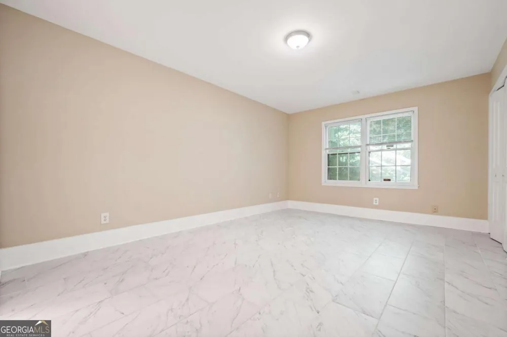 141 Amherst PL NW Atlanta, GA 30327