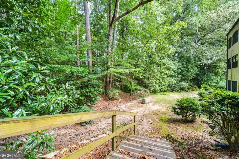 141 Amherst PL NW Atlanta, GA 30327