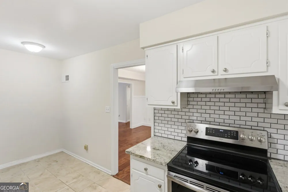 53 Chaumont SQ NW Atlanta, GA 30327