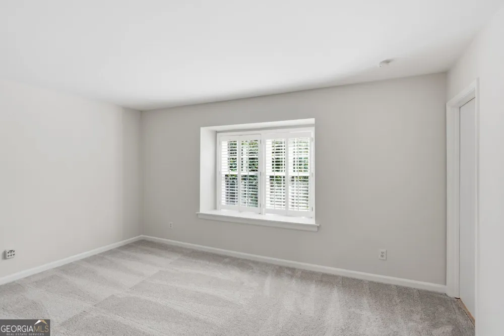 53 Chaumont SQ NW Atlanta, GA 30327