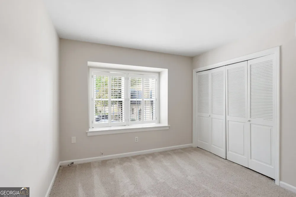 53 Chaumont SQ NW Atlanta, GA 30327