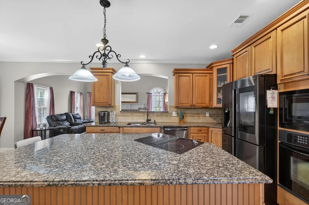 32 River Rapids DR Forsyth, GA 31029