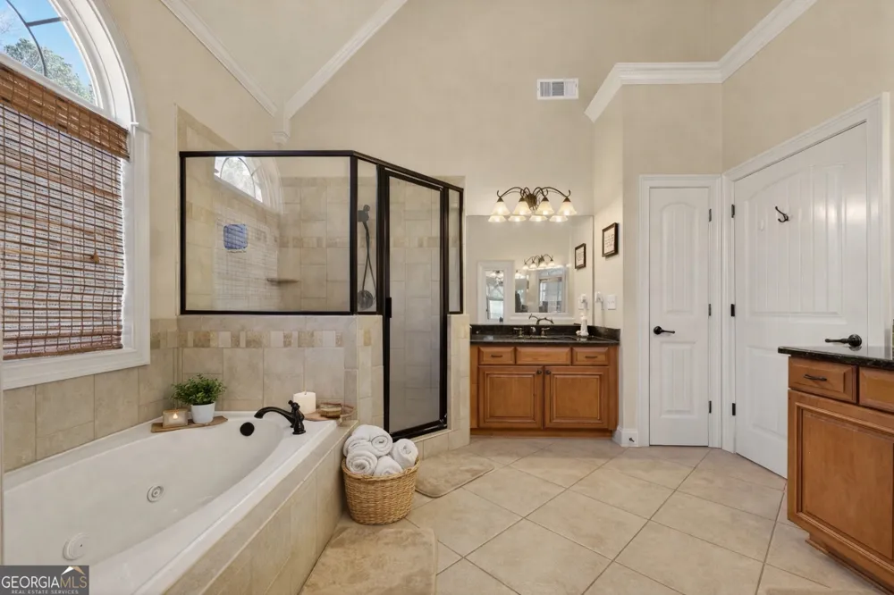 32 River Rapids DR Forsyth, GA 31029