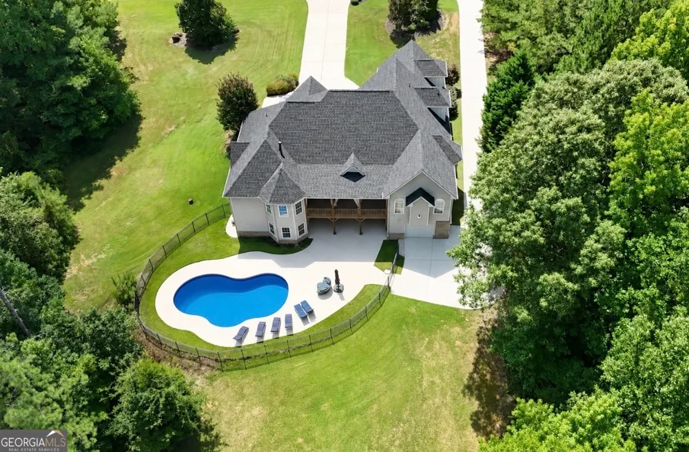 32 River Rapids DR Forsyth, GA 31029