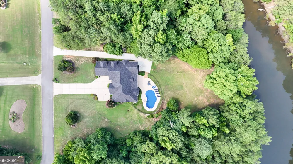 32 River Rapids DR Forsyth, GA 31029