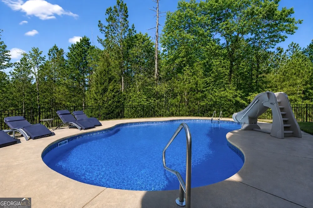 32 River Rapids DR Forsyth, GA 31029