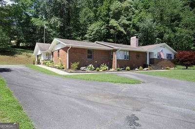 1654 Myers Chapel RD Hayesville, NC 28904