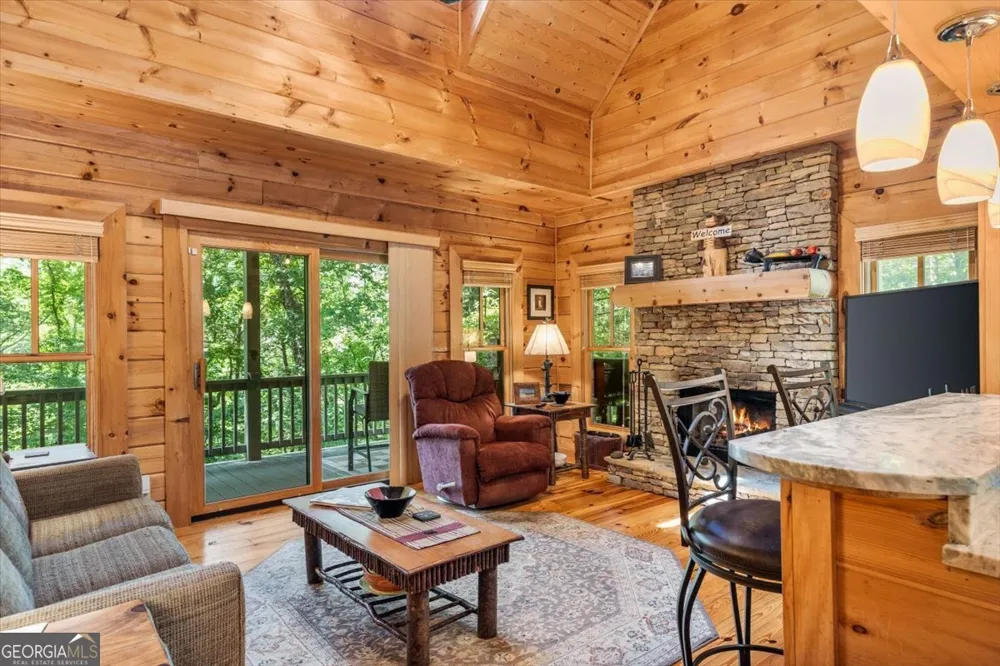 808 Granite DR Hayesville, NC 28904