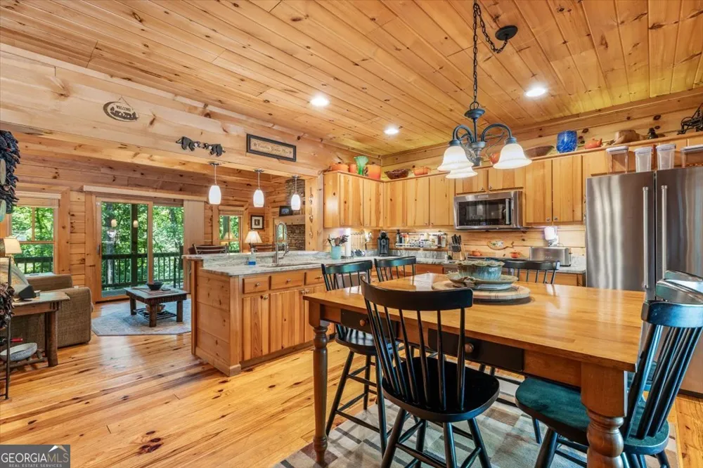 808 Granite DR Hayesville, NC 28904